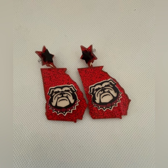 University of Georgia | Georgia Bulldogs dangle pierced earrings - Picture 2 of 9